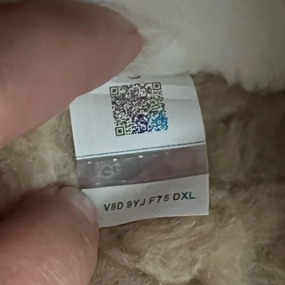 🚨LAST ONE! UGG TASMAN SLIPPERS-NEW MUSTARD SEED COLOR- WOMEN’S📍(PRICE IS FIRM) - Picture 13 of 16